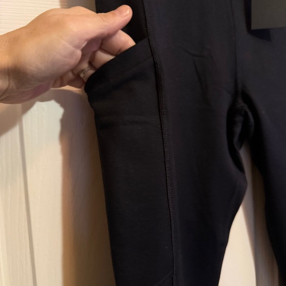 NWT Fabletics PowerHold Leggings with Pockets - Picture 5 of 9